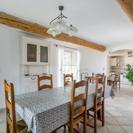 Villa Charmante A La Tour-D'Aigues Avec Piscine Privee 외부 사진