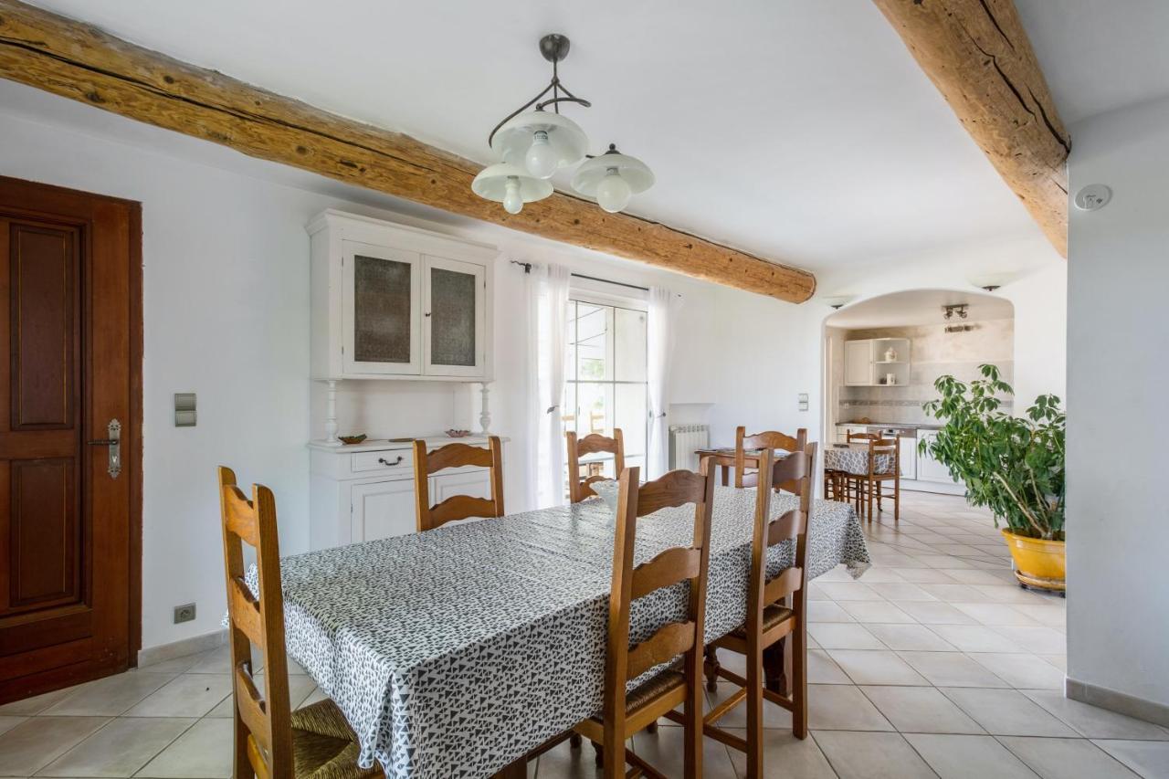 Villa Charmante A La Tour-D'Aigues Avec Piscine Privee 외부 사진