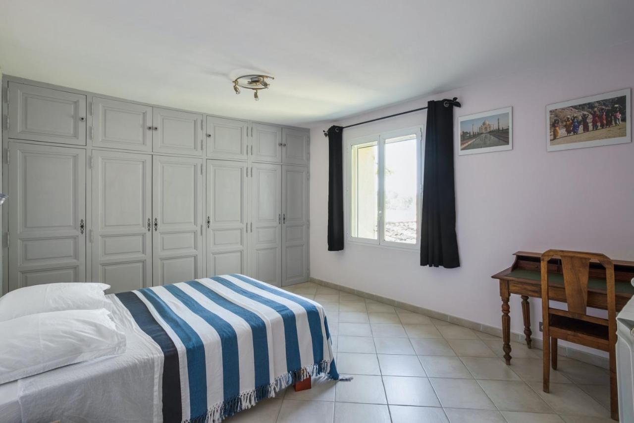Villa Charmante A La Tour-D'Aigues Avec Piscine Privee 외부 사진